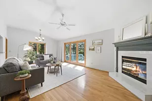 W178N9743 Riversbend Circle, Germantown, WI 53022 - Photo 8