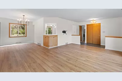 18345  Ashlea Dr, Brookfield, WI 53045 - Photo 10