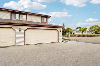 3212  Wood Rd, Racine, WI 53406 - Photo 38