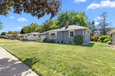 606 N Cedar St, Horicon, WI 53032 - Photo 30