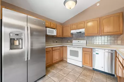 2165  Broken Hill Rd #1, Waukesha, WI 53188 - Photo 2