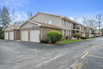 8131 W Oklahoma Ave, Milwaukee, WI 53219 - Photo 12