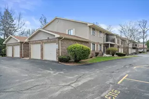 8131 W Oklahoma Ave, Milwaukee, WI 53219 - Photo 12