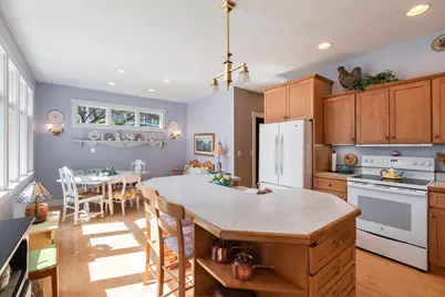 127  19th St, La Crosse, WI 54601 - Photo 12