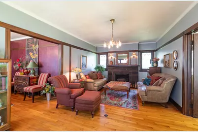 127  19th St, La Crosse, WI 54601 - Photo 4