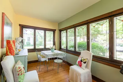 127  19th St, La Crosse, WI 54601 - Photo 2