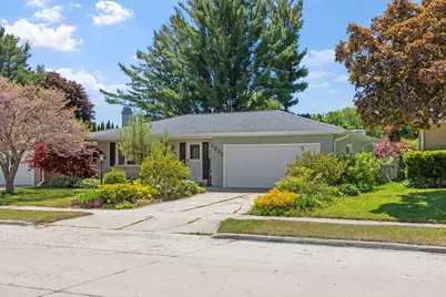 1237  Kaufmann Ave, Sheboygan, WI 53081 - Photo 2
