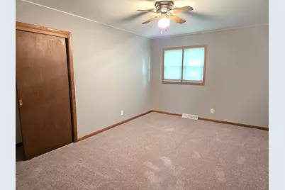 1309  Hickory Dr, Jefferson, WI 53549 - Photo 26