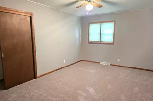 1309 Hickory Dr, Jefferson, WI 53549 - Photo 26