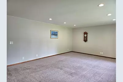 1309  Hickory Dr, Jefferson, WI 53549 - Photo 18