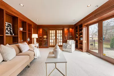 2618 W Lake Park Ct, Mequon, WI 53092 - Photo 10