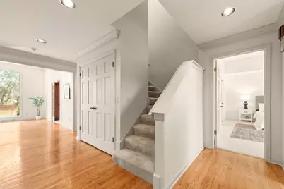 2618 W Lake Park Ct, Mequon, WI 53092 - Photo 26