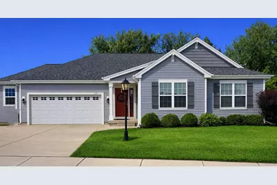 273  Silver Lake Trl, Oconomowoc, WI 53066 - Photo 1