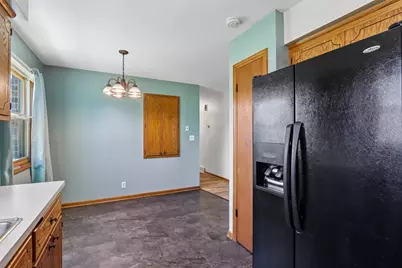 3557 S 33rd St #3559, Greenfield, WI 53221 - Photo 32
