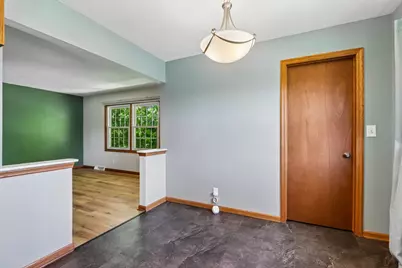 3557 S 33rd St #3559, Greenfield, WI 53221 - Photo 14