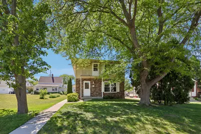 3557 S 33rd St #3559, Greenfield, WI 53221 - Photo 4