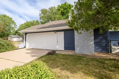 1200  Western Trl, Mukwonago, WI 53149 - Photo 4
