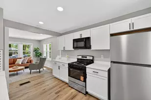 5275 N 57th St, Milwaukee, WI 53218 - Photo 10