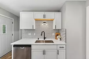5275 N 57th St, Milwaukee, WI 53218 - Photo 8