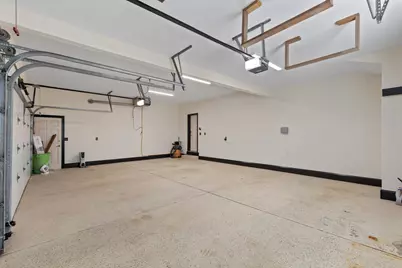 N28W30244  Red Hawk Ct, Delafield, WI 53072 - Photo 68