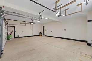 N28W30244 Red Hawk Ct, Delafield, WI 53072 - Photo 68