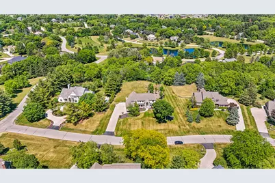 N28W30244  Red Hawk Ct, Pewaukee, WI 53072 - Photo 74