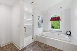 N28W30244 Red Hawk Ct, Delafield, WI 53072 - Photo 30