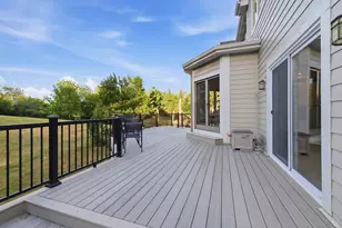 N28W30244 Red Hawk Ct, Delafield, WI 53072 - Photo 60