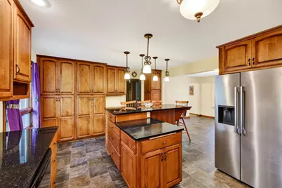 255  Brevity Ln, Columbus, WI 53925 - Photo 8