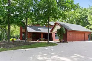 21626 18th St, Brighton, WI 53182 - Photo 8