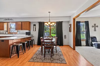 20740  Brook Park Dr, Brookfield, WI 53045 - Photo 12