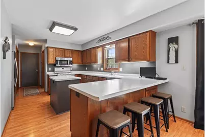 20740  Brook Park Dr, Brookfield, WI 53045 - Photo 14