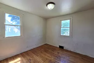 9251 W Swan Cir, Milwaukee, WI 53225 - Photo 24