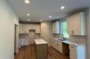 1344 Mohican Trail, Waukesha, WI 53159 - Photo 2