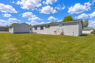 5019 Flagstone Rd, Sheboygan, WI 53083 - Photo 44