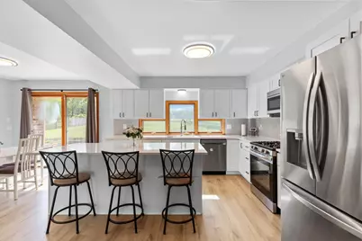 6459 N 107th St, Milwaukee, WI 53224 - Photo 16