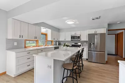6459 N 107th St, Milwaukee, WI 53224 - Photo 12