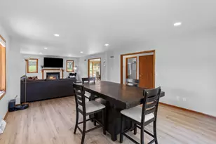 6459 N 107th St, Milwaukee, WI 53224 - Photo 8