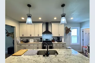 4221  Wood Rd, Racine, WI 53403 - Photo 10