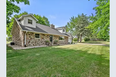 W334S7837  County Road E Rd, Mukwonago, WI 53149 - Photo 44