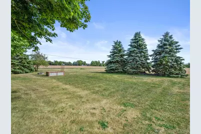 W334S7837  County Road E Rd, Mukwonago, WI 53149 - Photo 34