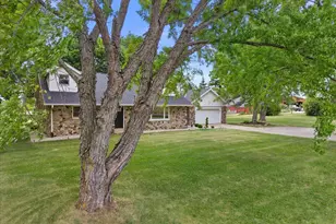 W334S7837 County Rd E, Mukwonago, WI 53149 - Photo 38