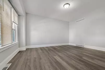 2132 S 23rd St #2132A, Milwaukee, WI 53215 - Photo 4