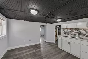 2132 S 23rd St, Milwaukee, WI 53215 - Photo 18