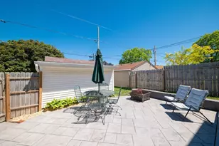 2802 S 47th St, Milwaukee, WI 53219 - Photo 32