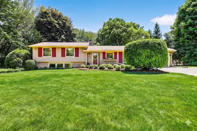 18345  Harvest Ln, Brookfield, WI 53045 - Photo 1