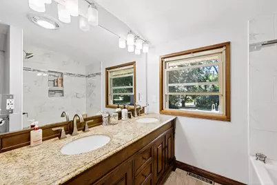 18345  Harvest Ln, Brookfield, WI 53045 - Photo 20