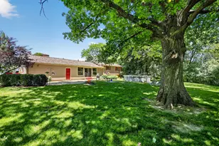 18345 Harvest Ln, Brookfield, WI 53045 - Photo 36