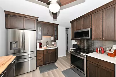 3553 S 1st Pl, Milwaukee, WI 53207 - Photo 8
