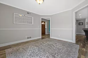 N7101 Lakeshore Ave, Sugar Creek, WI 53121 - Photo 14